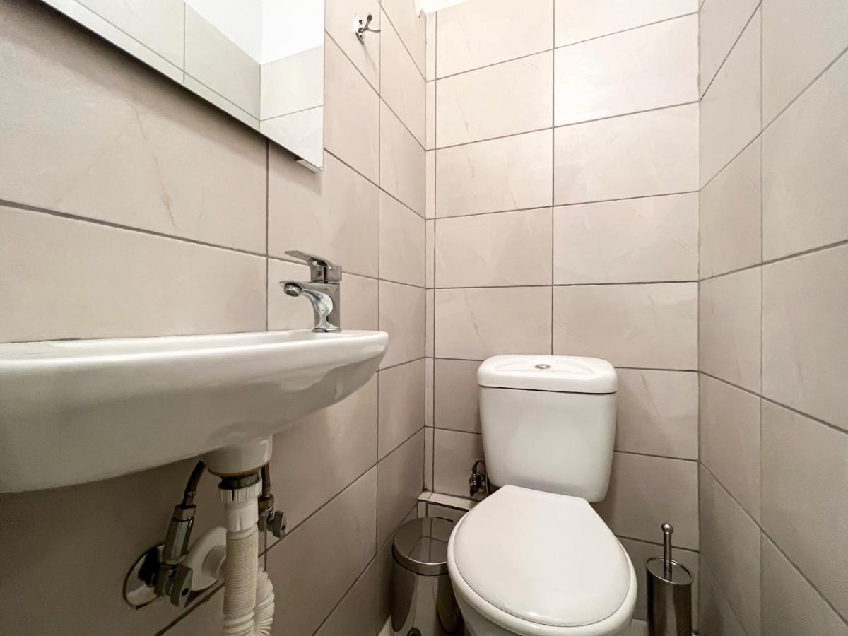 Chiou Spacious 90Sqm Apt In אתונה מראה חיצוני תמונה
